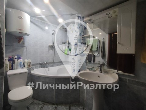 3-к квартира, 1/9 эт., 61м²