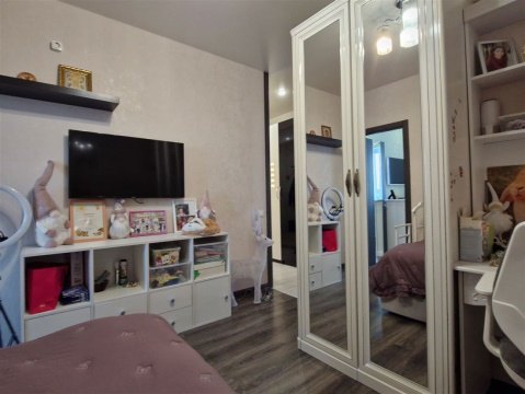 2-к квартира, 4/15 эт., 54м²