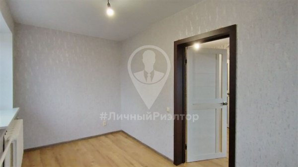 2-к квартира, 2/2 эт., 37м²